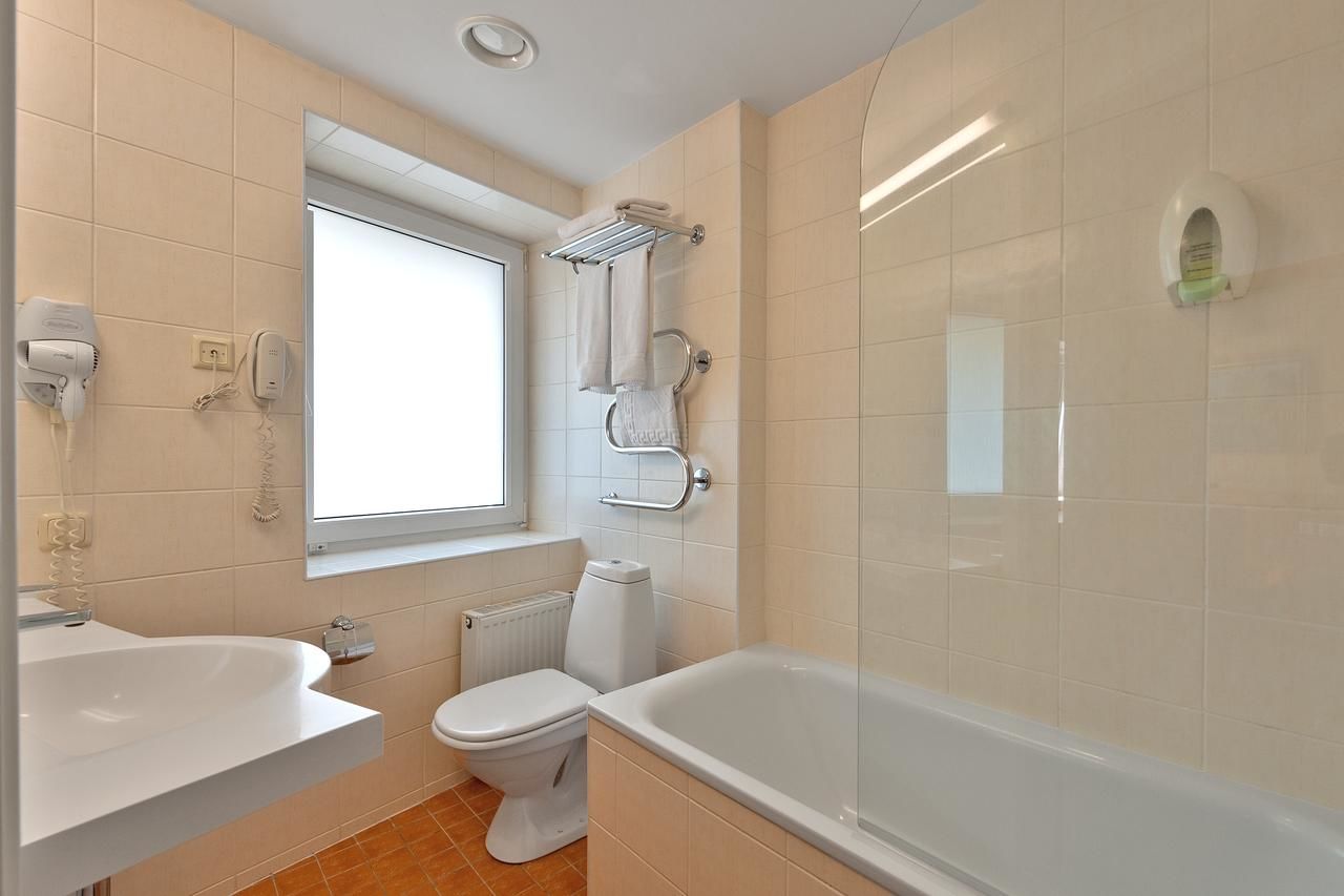 Отель Art City Inn Вильнюс