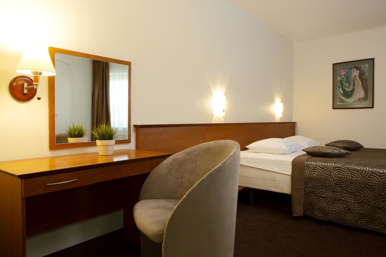 Отель Art City Inn Вильнюс