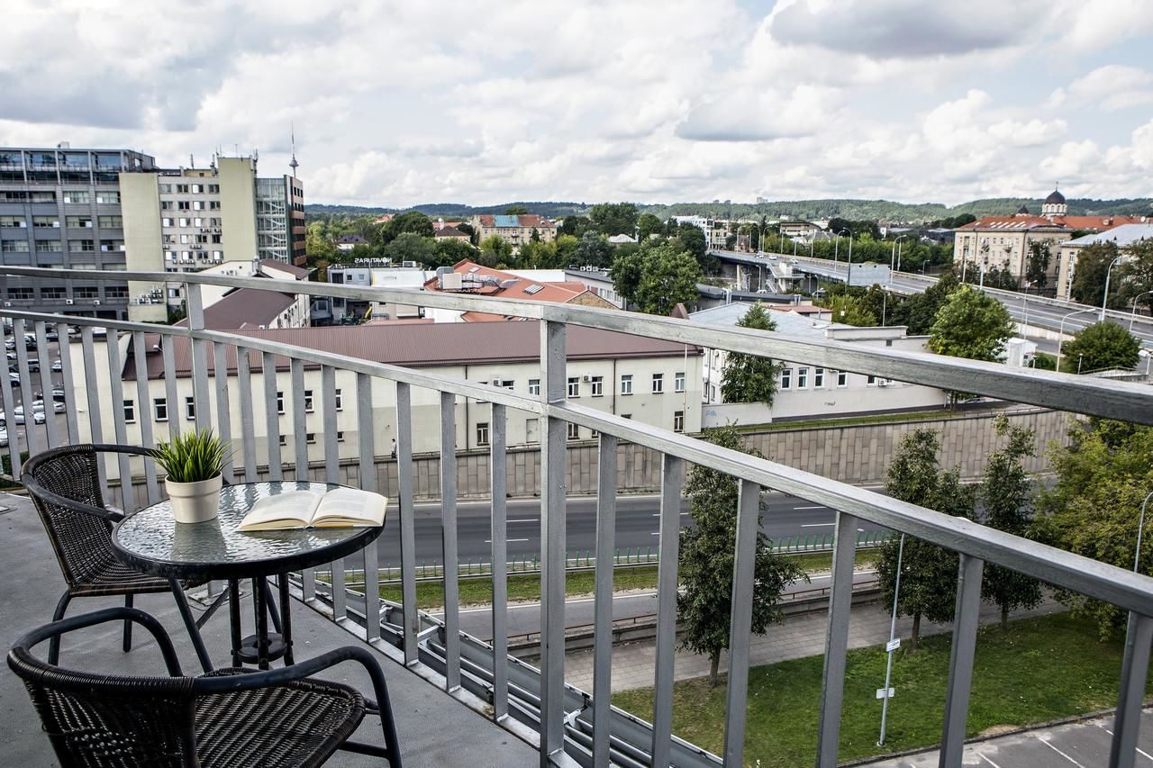 Отель Art City Inn Вильнюс